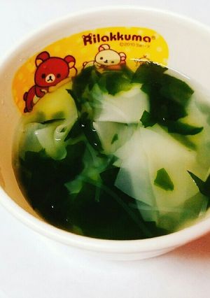 離乳食完了期～♪わかめと餃子の皮のスープ-レシピのメイン写真