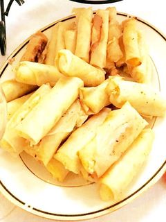 簡単!旨い!エビとクリームチーズの春巻き-レシピのメイン写真