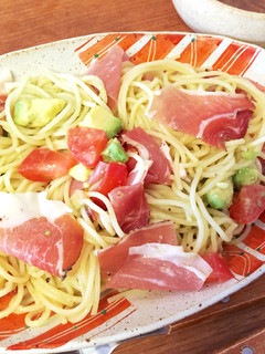 生ハムとアボカドの冷製パスタ-レシピのメイン写真