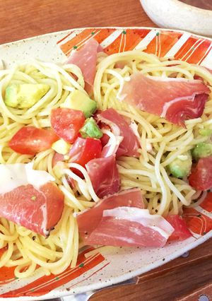 生ハムとアボカドの冷製パスタ-レシピのメイン写真