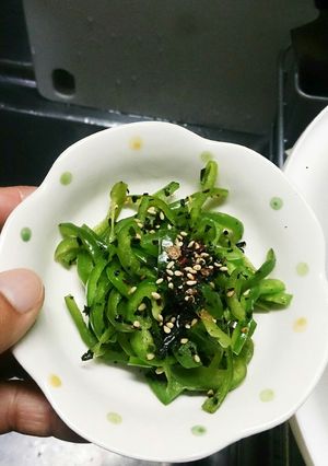 ピーマンと梅ふりかけで簡単レシピ！-レシピのメイン写真