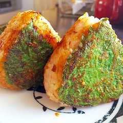 รูปของ 大葉で絶品＊味噌焼きおにぎり＊