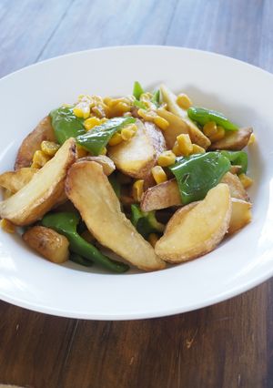 《副菜①》ポテトとピーマンの塩炒め-レシピのメイン写真