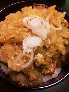 やわらかい!豚肉のシャリアピンステーキ丼-レシピのメイン写真