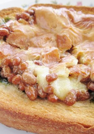 朝食に簡単!納豆トースト-レシピのメイン写真