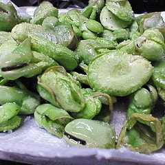 รูปของ そら豆でフライビーンズ