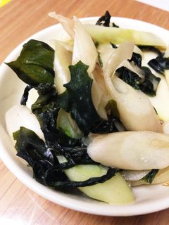 根芋とワカメの酢味噌マヨ和え-レシピのメイン写真