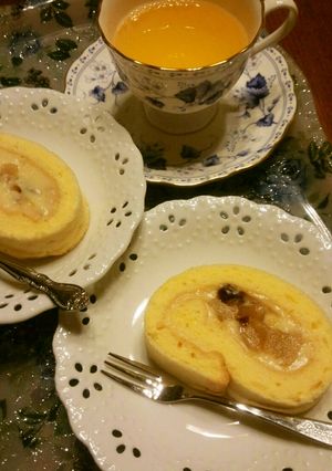 林檎のコンポートカスタードのロールケーキ-レシピのメイン写真