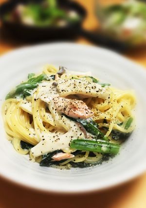 ほうれん草とサーモンの豆乳クリームパスタ-レシピのメイン写真