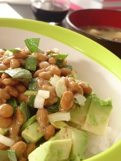 朝から元気!アボカド納豆ごはん-レシピのメイン写真