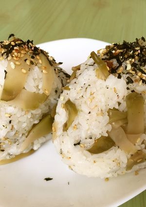 ☆ザーサイ 海苔胡麻 おにぎり-レシピのメイン写真