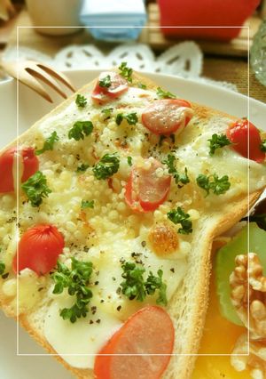 チーズと赤ウィンナーのたぬきトースト-レシピのメイン写真