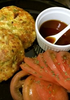 緑黄色野菜の豆腐ハンバーグ★ヘルシー節約-レシピのメイン写真