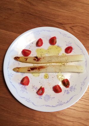 茹でたホワイトアスパラの美味しい食べ方-レシピのメイン写真