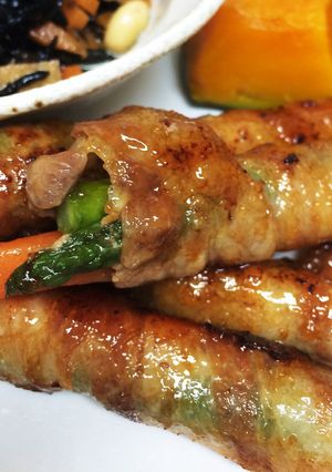 子供も大人も！アスパラとにんじんの肉巻き-レシピのメイン写真