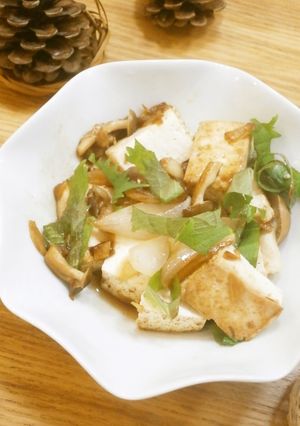 ホテルで出たしめじと焼き豆腐のポン酢炒め-レシピのメイン写真