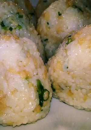 そうめんに合う☆たぬきおにぎり-レシピのメイン写真