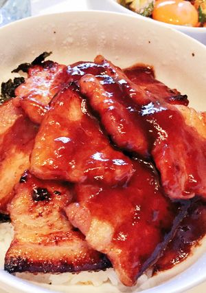 旦那絶賛！お酢でサッパリがっつく豚バラ丼-レシピのメイン写真