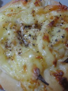 タマネギたっぷり オニオンチーズパン-レシピのメイン写真