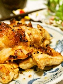 揉み込んで焼くだけ!スパイシーチキン-レシピのメイン写真