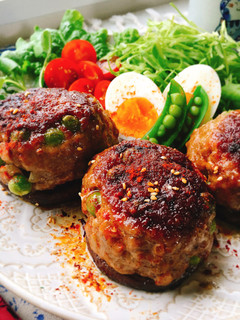 グリーンピース入り椎茸の肉詰め-レシピのメイン写真