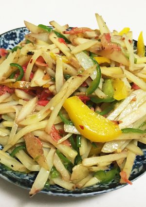 新じゃがとパプリカのシャキシャキ炒め-レシピのメイン写真