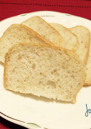HBに入れるだけ。ごま入り食パン-レシピのメイン写真