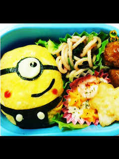 キャラ弁 ミニオン オムライス お弁当-レシピのメイン写真