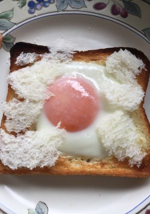 朝簡単な 目玉トースト-レシピのメイン写真