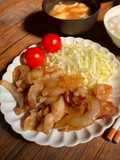ご飯が進む!! 豚バラと玉ねぎの簡単生姜焼き🐷