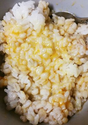 もち麦卵かけごはん*朝食に*-レシピのメイン写真