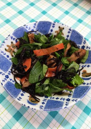 サラダほうれん草入りひじき煮-レシピのメイン写真