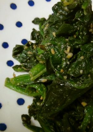 ほうれん草(冷凍)の胡麻バター炒め-レシピのメイン写真