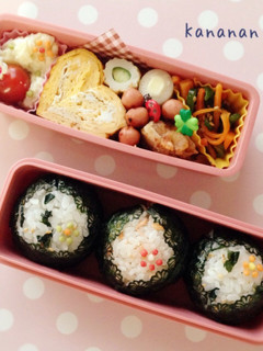 幼稚園年長 お花の手まり弁当2段-レシピのメイン写真