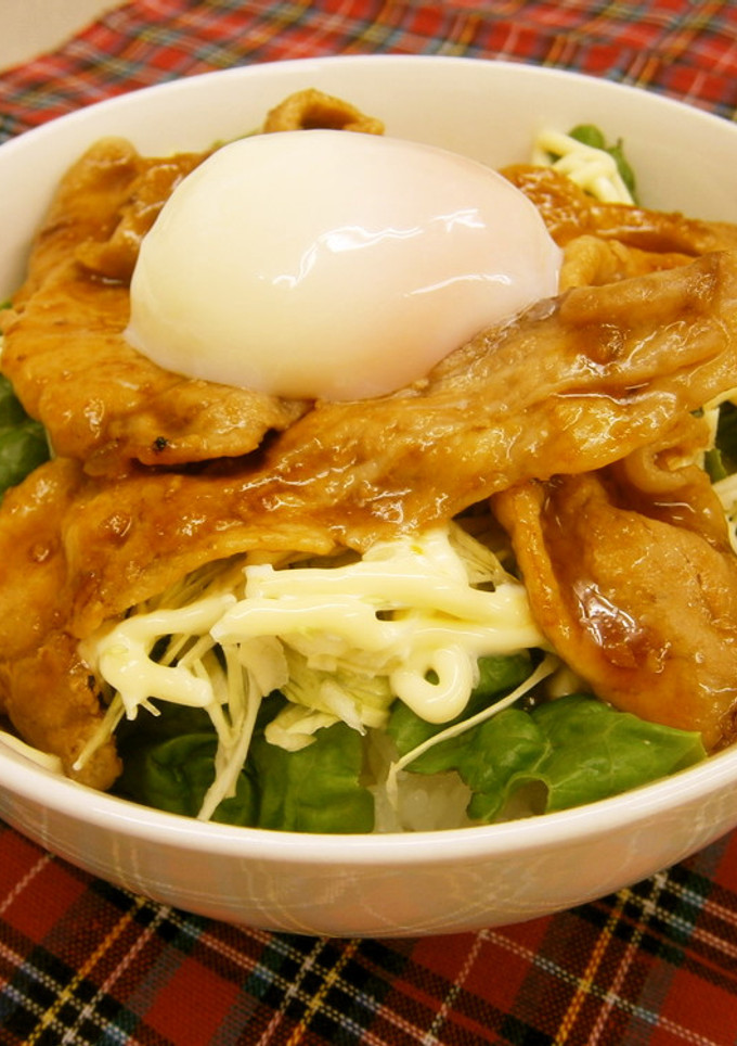 豚肉の温玉しょうが焼き丼-レシピのメイン写真