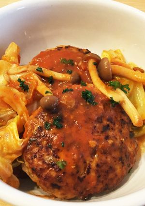 豚ひき肉と豆腐のトマト煮込み風ハンバーグ-レシピのメイン写真