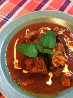 ごはんに合う牛肉の赤ワイン煮-レシピのメイン写真