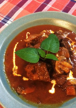 ごはんに合う牛肉の赤ワイン煮-レシピのメイン写真