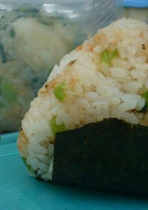具を買い忘れた時のおにぎり-レシピのメイン写真