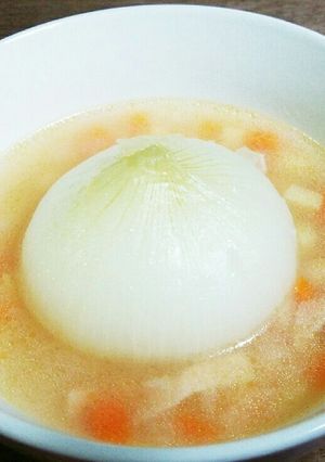 ＊二度おいしい丸ごと玉ねぎスープ＊-レシピのメイン写真