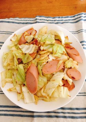 節約&ダイエット魚肉ソーセージとキャベツ-レシピのメイン写真