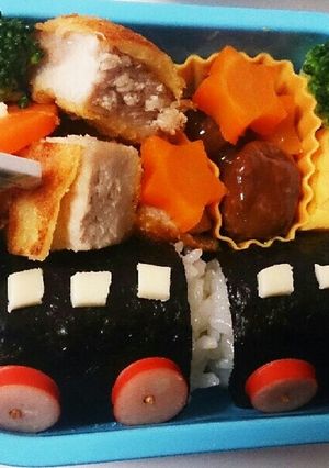 電車おにぎり-レシピのメイン写真