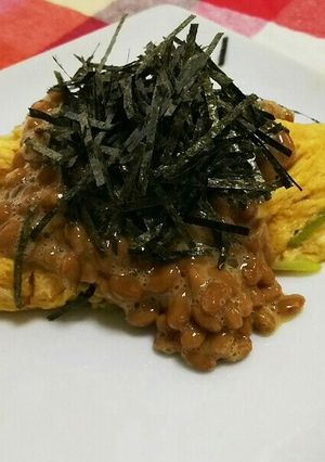 お昼にピッタリ♪簡単ネギオムの納豆がけ-レシピのメイン写真