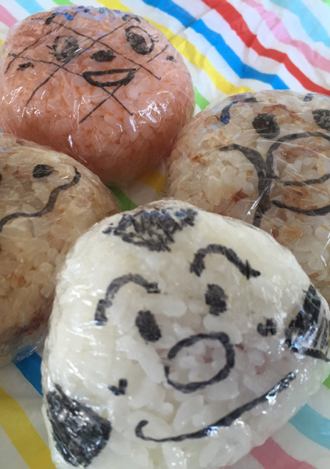 一番簡単 キャラ弁 アンパンマンおにぎり-レシピのメイン写真