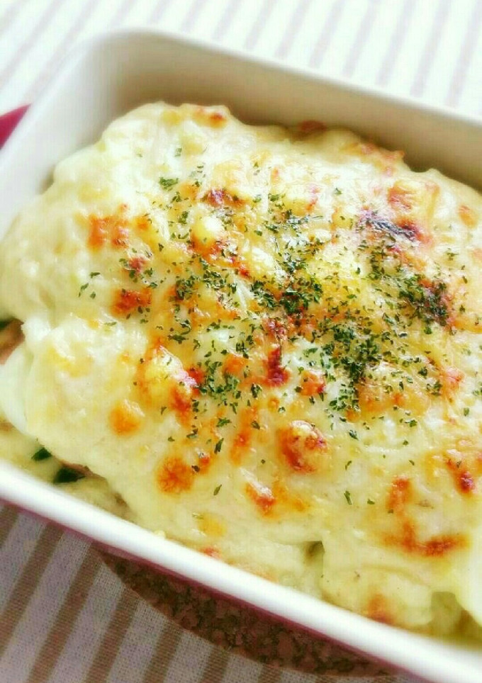鮭と卵とほうれん草のチーズソースグラタン-レシピのメイン写真