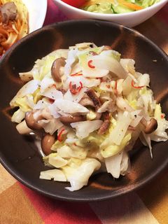 酸っぱいキャベツとアンチョビのソテー-レシピのメイン写真