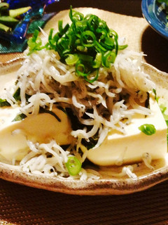 たっぷりしらすとシソネギ冷奴-レシピのメイン写真