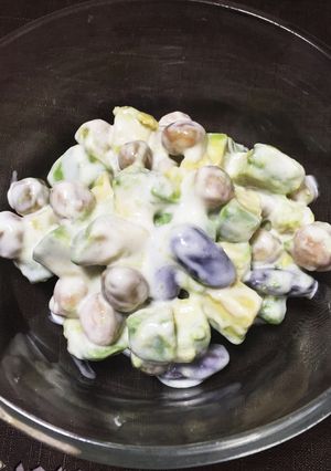 妊婦ご飯★アボカドと豆のヨーグルトサラダ-レシピのメイン写真