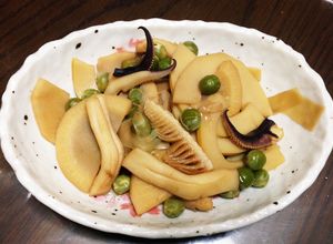 今が旬☆ハチクとアラスカ豆と真いかの煮物-レシピのメイン写真
