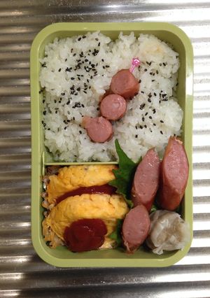 お弁当18★2016.5.11〔オムレツ-レシピのメイン写真